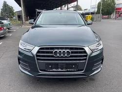 Grün Gebraucht 2017 Audi Q3 Comfort SUV | 17.890 € (Guter Preis)