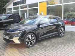 Schwarz Gebraucht 2022 Renault Mégane | 34.800 € (Teuer)