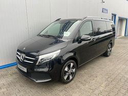 Obsidianschwarz metallic mb 91 Gebraucht 2021 Mercedes V220 Van / Kleinbus | 47.999 € (Teuer)