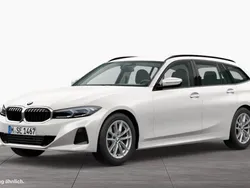 Weiß Gebraucht 2024 BMW 320 Comfort Edition Kombi | 43.290 € (Fairer Preis)