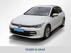 Weiß Gebraucht 2024 VW Golf Life Limousine | 24.880 € (Fairer Preis)
