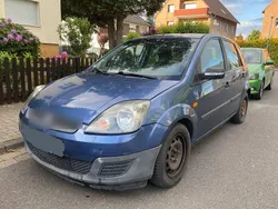 Blau Gebraucht 2006 Ford Fiesta Kleinwagen | 550 € (Guter Preis)