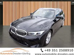 Schwarz black sapphire (metallic) Gebraucht 2023 BMW 330 M Sport Kombi | 37.980 € (Guter Preis)