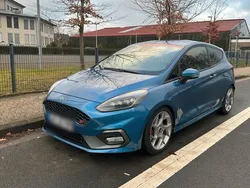 Blau Gebraucht 2018 Ford Fiesta ST Kleinwagen | 14.500 € (Guter Preis)