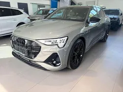 Grau Gebraucht 2021 Audi e-tron Sportback Black Edition SUV | 45.899 € (Etwas zu teuer)