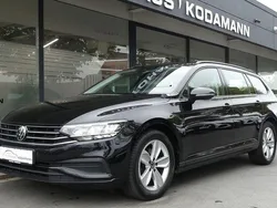 Schwarz Gebraucht 2022 VW Passat Basis Kombi | 20.945 € (Guter Preis)