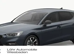 Magnetic grau metallic Neu 2025 Seat Leon FR Limousine | 36.880 € (Teuer)
