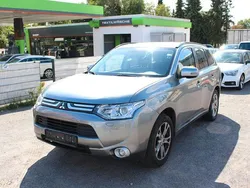 Grau Gebraucht 2013 Mitsubishi Outlander Intense SUV | 4.590 € (Superpreis)