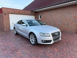 Silber Gebraucht 2011 Audi A5 Sport Coupé | 5.800 € (Superpreis)