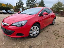 Rot Gebraucht 2014 Opel Astra GTC Coupé | 4.600 € (Superpreis)