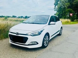Weiß Gebraucht 2018 Hyundai i20 Active Kleinwagen | 9.900 € (Guter Preis)