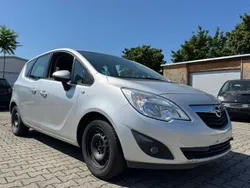 Silber Gebraucht 2010 Opel Meriva Edition Van / Kleinbus | 5.500 € (Guter Preis)
