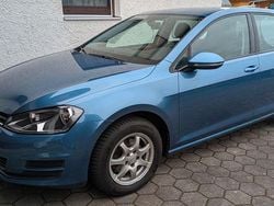 Blau Gebraucht 2014 VW Golf VII Comfortline Limousine | 7.990 € (Guter Preis)