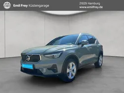 Grün Gebraucht 2024 Volvo XC40 Core SUV | 29.975 € (Superpreis)