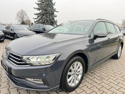 Grau Gebraucht 2020 VW Passat Conceptline Limousine | 12.499 € (Guter Preis)