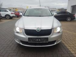 Silber Gebraucht 2013 Skoda Superb Elegance Kombi | 4.200 € (Superpreis)