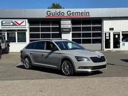 Steelgrau Gebraucht 2018 Skoda Superb SportLine Kombi | 21.400 € (Etwas zu teuer)