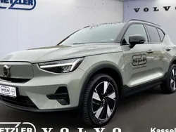 Sage green metallic Gebraucht 2024 Volvo EC40 Core SUV | 44.450 €