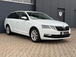 Weiß Gebraucht 2020 Skoda Octavia Soleil Kombi | 15.490 € (Guter Preis)