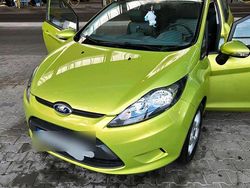 Grün Gebraucht 2008 Ford Fiesta Kleinwagen | 2.500 € (Fairer Preis)