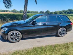 Schwarz Gebraucht 2017 Mercedes C220 Kombi | 17.500 € (Fairer Preis)