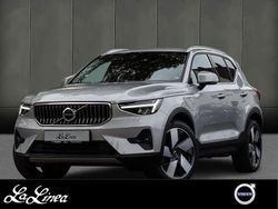 Silber Gebraucht 2022 Volvo XC40 Plus SUV | 34.950 € (Fairer Preis)
