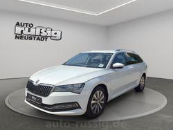 Weiß Gebraucht 2022 Skoda Superb Style Kombi | 25.450 € (Teuer)