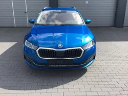 Blau Gebraucht 2021 Skoda Octavia First Edition Kombi | 21.100 € (Fairer Preis)