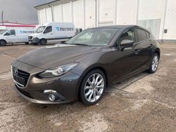 Braun Gebraucht 2016 Mazda 3 Exclusive-Line Limousine | 6.499 € (Fairer Preis)