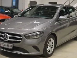 Grau Gebraucht 2019 Mercedes B200 Van / Kleinbus | 18.990 € (Fairer Preis)