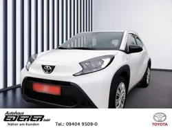 Weiss Neu 2025 Toyota Aygo Business Edition Kleinwagen | 17.950 €