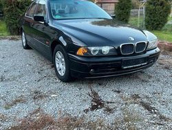 Schwarz Gebraucht 2000 BMW 525 Limousine | 5.950 € (Fairer Preis)