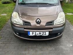 Braun Gebraucht 2012 Renault Modus Night&Day Van / Kleinbus | 3.750 € (Fairer Preis)