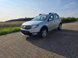 Grau Gebraucht 2014 Dacia Sandero Prestige Kleinwagen | 4.890 € (Fairer Preis)