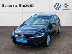 Deep black perleffekt (metallic) Gebraucht 2019 VW Golf VII Highline Kombi | 19.950 € (Fairer Preis)