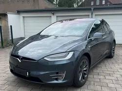Grau Gebraucht 2018 Tesla Model X SUV | 32.899 € (Teuer)