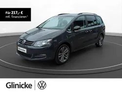 Grau Gebraucht 2021 VW Sharan Highline Van / Kleinbus | 30.980 € (Fairer Preis)