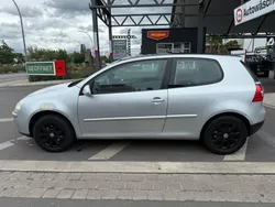 Silber Gebraucht 2006 VW Golf V Comfortline Limousine | 1.999 € (Superpreis)