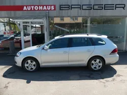 Silber Gebraucht 2011 VW Golf VI Comfortline Kombi | 5.990 € (Teuer)