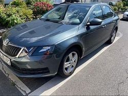 Grau Gebraucht 2018 Skoda Octavia Active Limousine | 8.600 € (Superpreis)