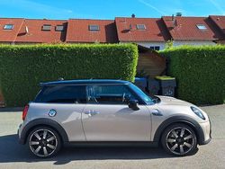 Grau Gebraucht 2021 Mini Cooper S Kleinwagen | 23.900 € (Guter Preis)