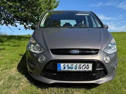 Grau Gebraucht 2013 Ford S-MAX Titanium X Van / Kleinbus | 11.900 € (Fairer Preis)