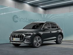 Grau Gebraucht 2022 Audi Q5 Sport SUV | 42.790 € (Etwas zu teuer)