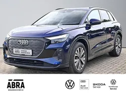 Navarrablau metallic Gebraucht 2022 Audi Q4 e-tron Sport SUV | 34.950 € (Etwas zu teuer)