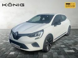 Weiß Gebraucht 2023 Renault Clio V Equilibre Limousine | 13.990 € (Fairer Preis)