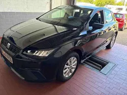 Midnight schwarz metallic Gebraucht 2022 Seat Ibiza Limousine | 14.840 € (Guter Preis)