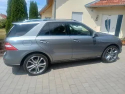 Silber Gebraucht 2015 Mercedes 350 SUV | 27.900 €