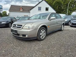 Grau Gebraucht 2002 Opel Vectra Limousine | 1.290 € (Guter Preis)