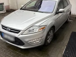 Silber Gebraucht 2014 Ford Mondeo Business Edition Kombi | 4.500 €