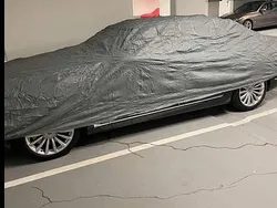 Grau Gebraucht 2019 BMW 750 Limousine | 68.400 €